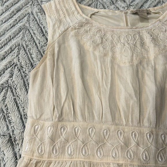Lucky Brand Ivory Dress - Picture 2 of 7